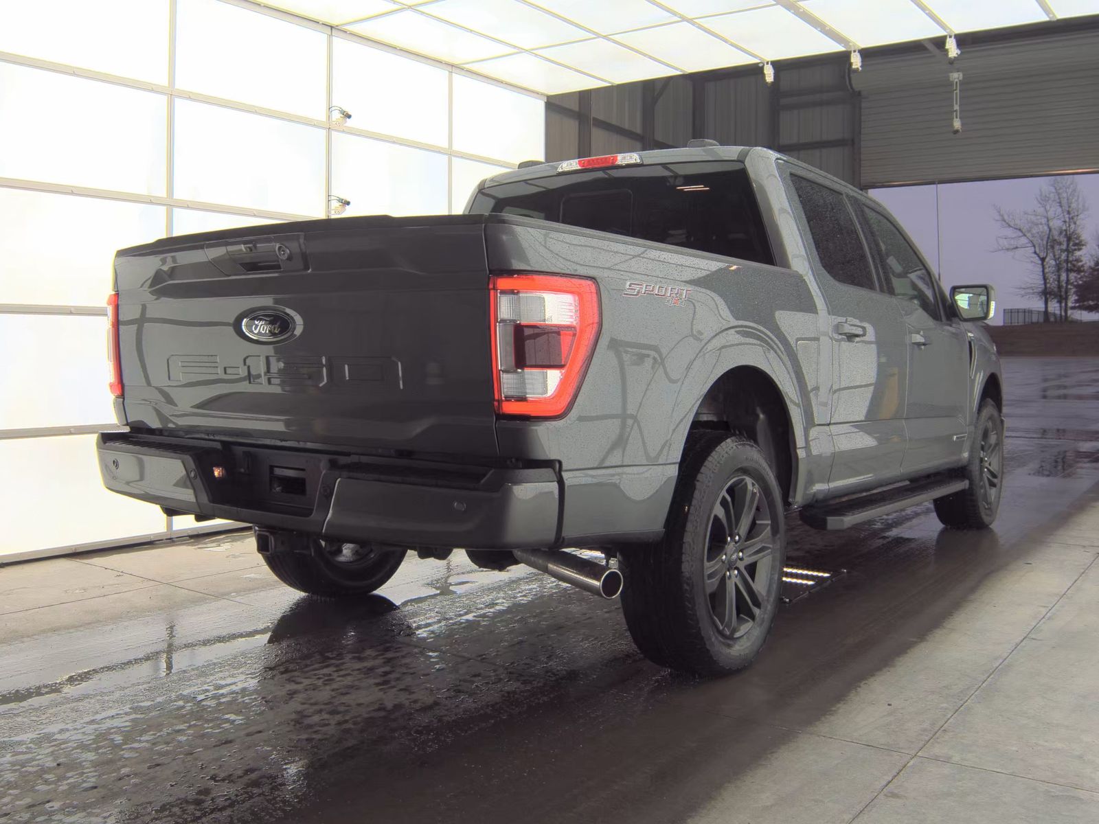 2023 Ford F-150 Hybrid Lariat AWD