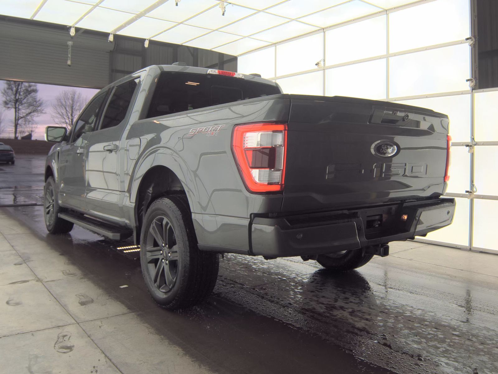 2023 Ford F-150 Hybrid Lariat AWD