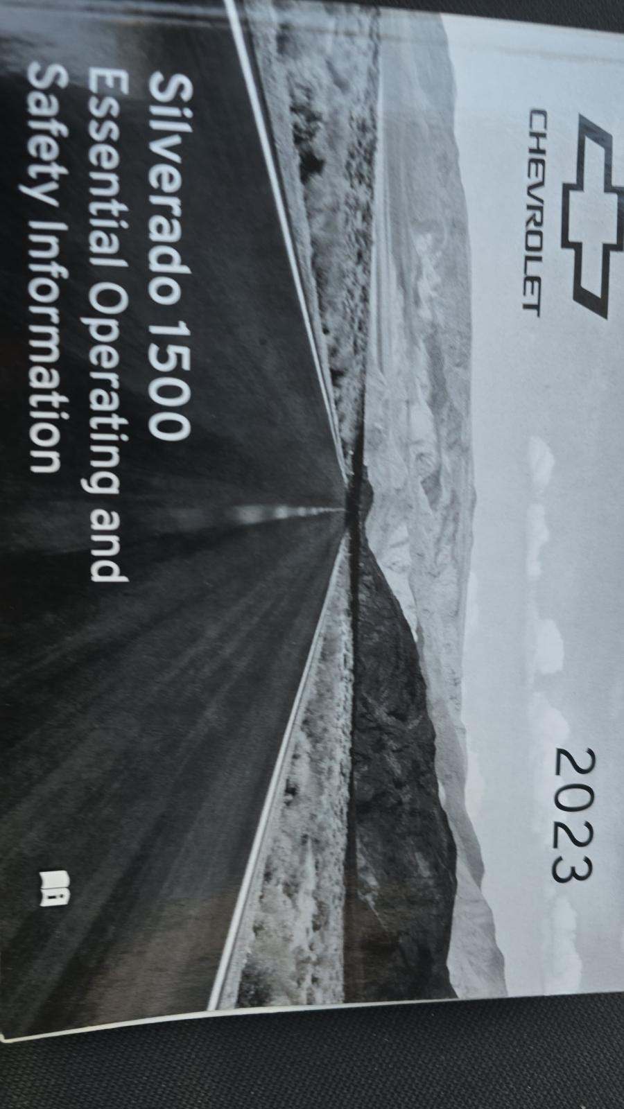 2023 Chevrolet Silverado 1500 LT AWD