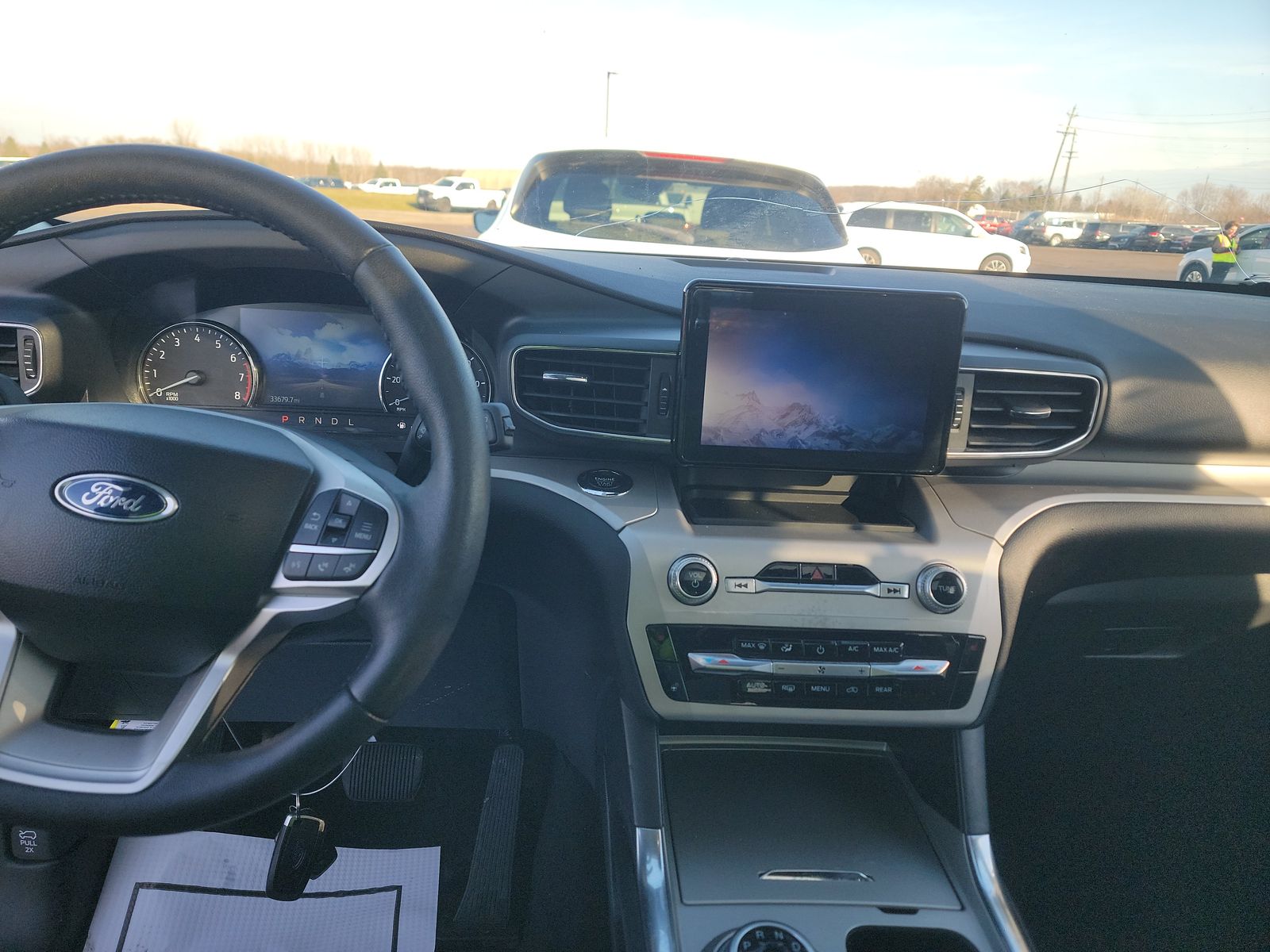 2023 Ford Explorer XLT AWD