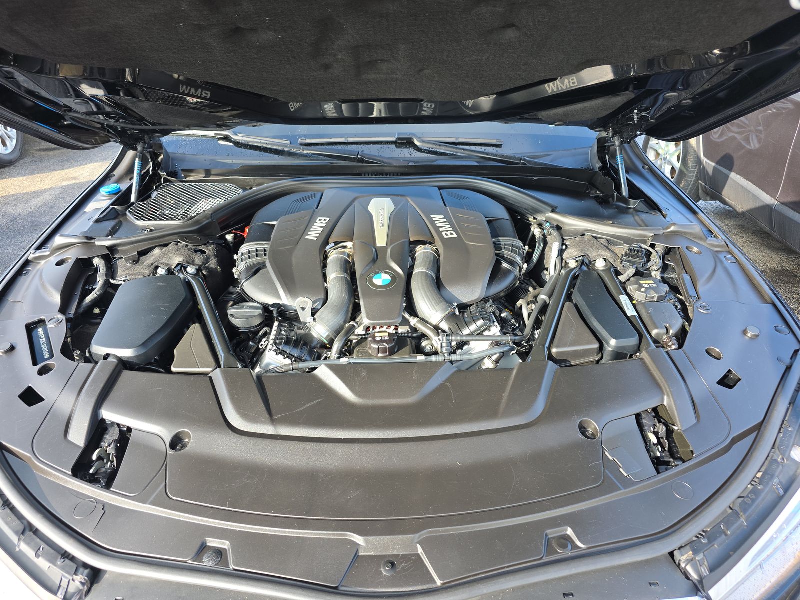 2018 BMW 7 Series 750i xDrive AWD