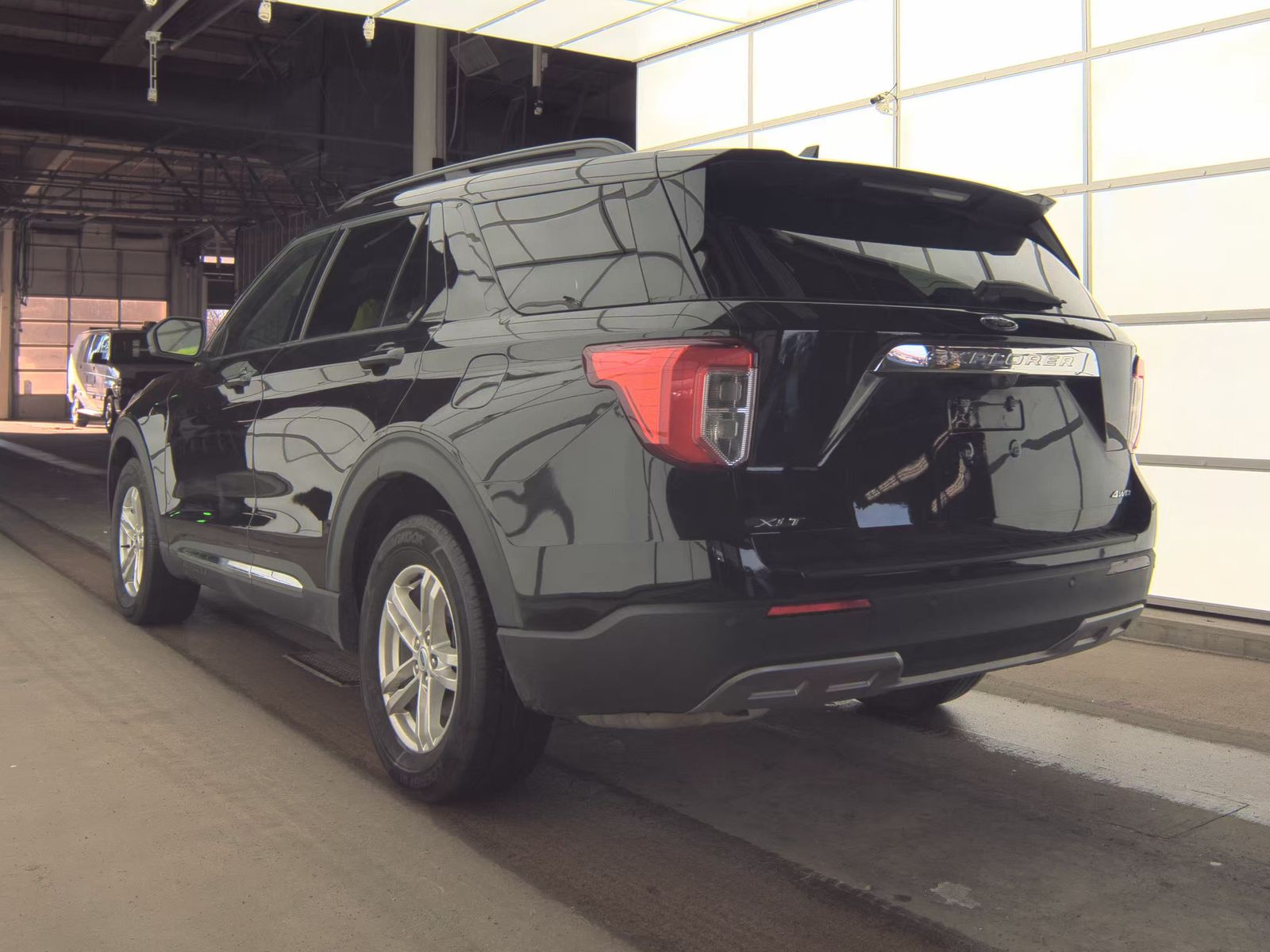 2023 Ford Explorer XLT AWD