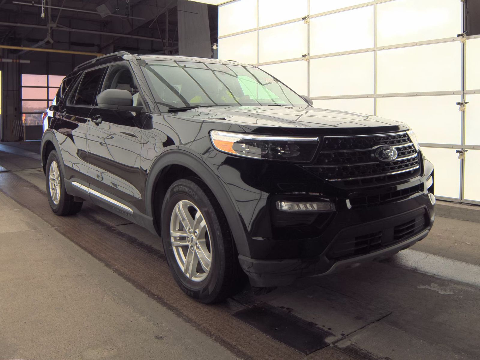 2023 Ford Explorer XLT AWD