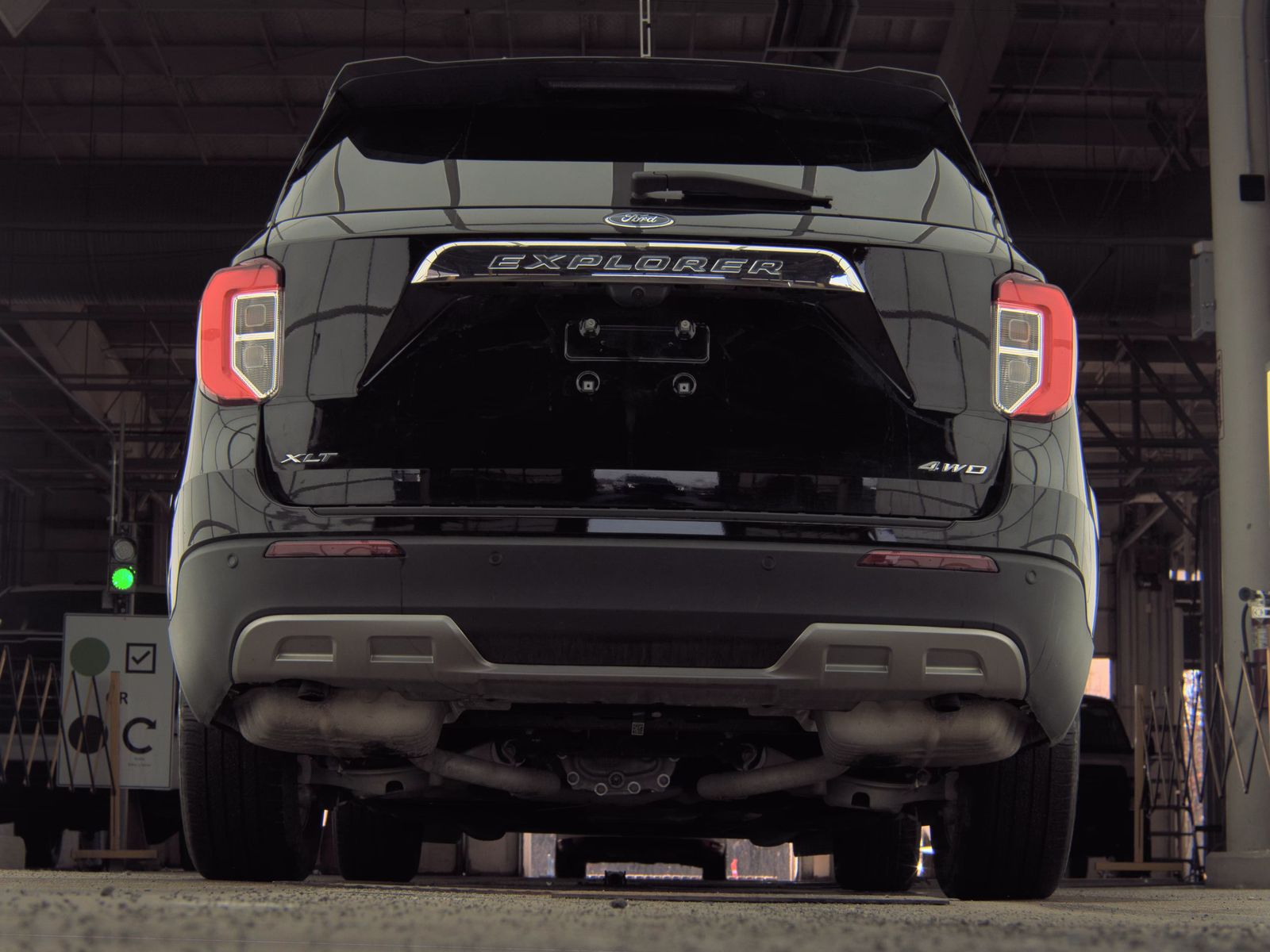 2023 Ford Explorer XLT AWD