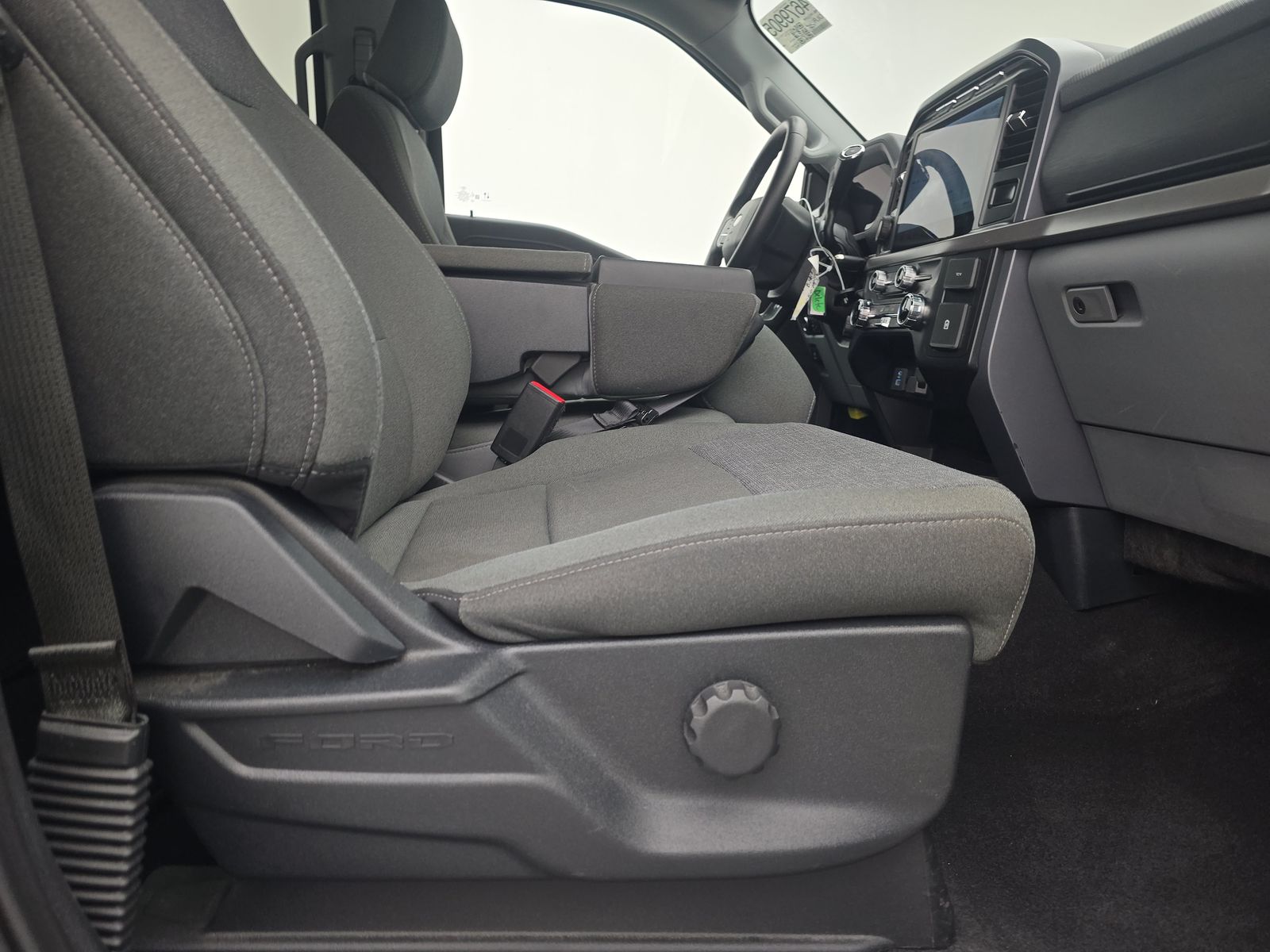 2024 Ford F-150 XLT AWD