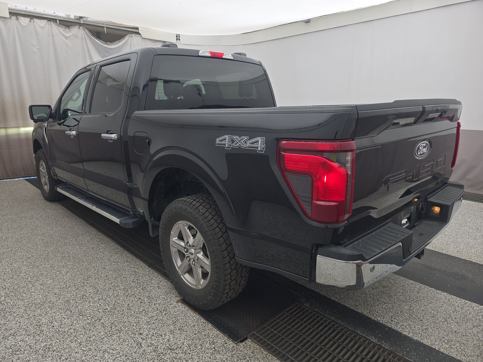 2024 Ford F-150 XLT AWD