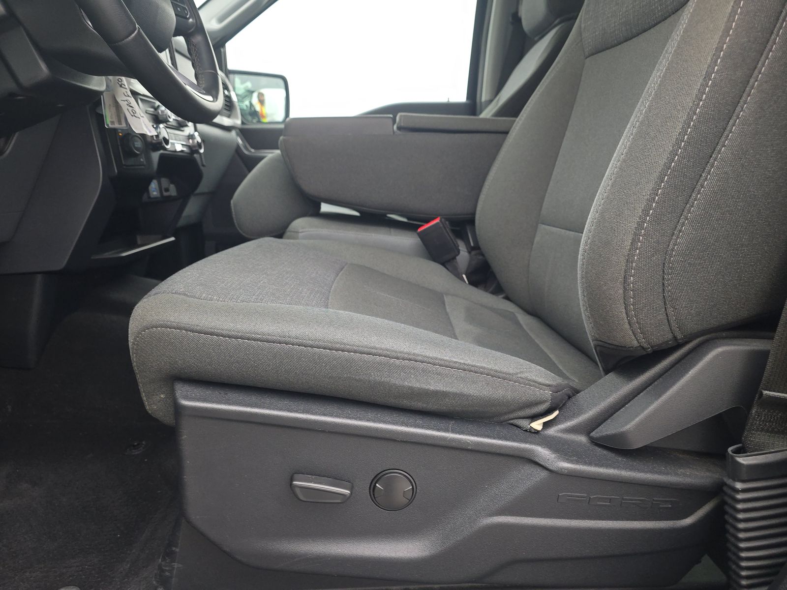 2024 Ford F-150 XLT AWD