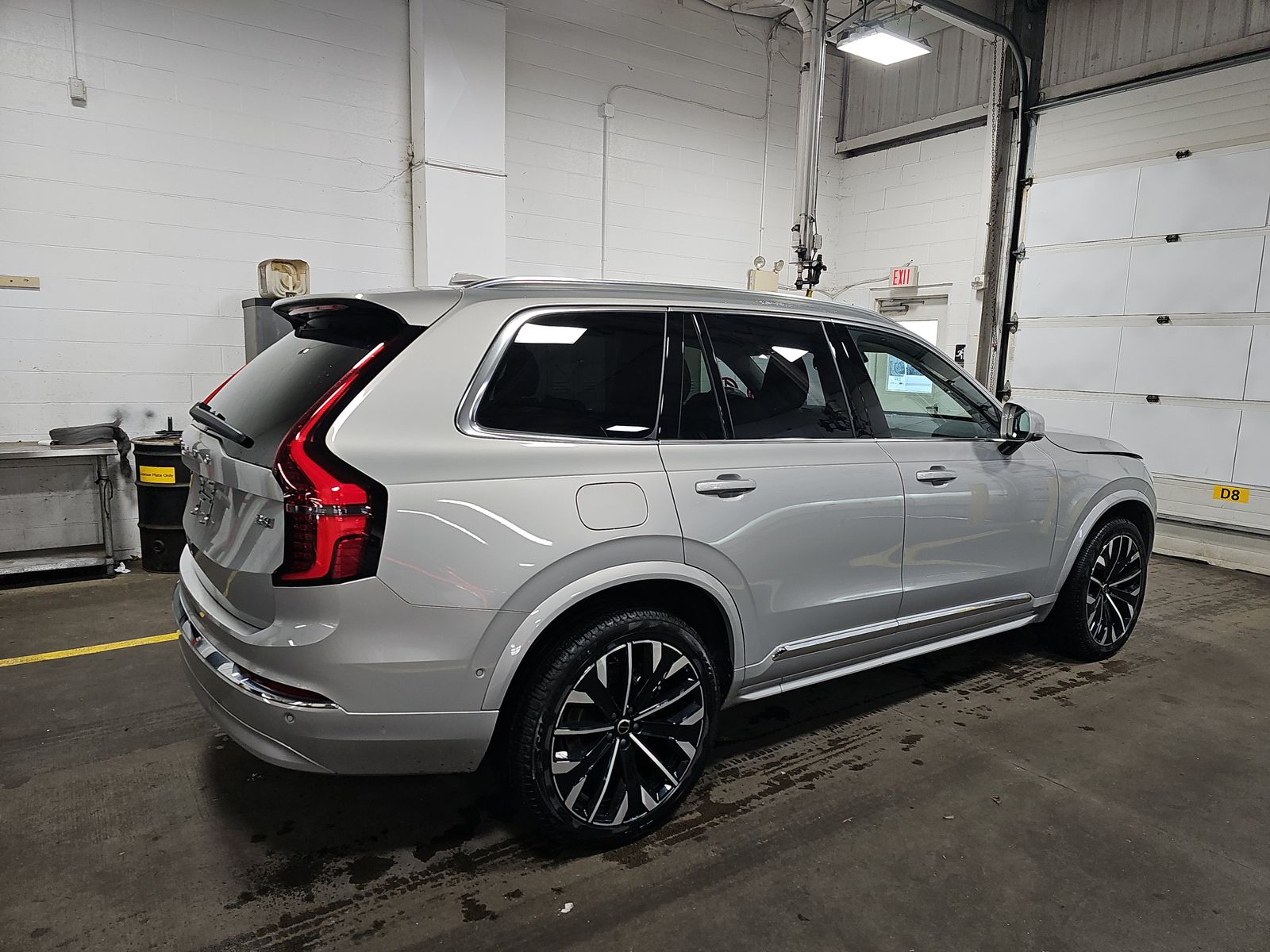 2025 Volvo XC90 B6 Plus AWD