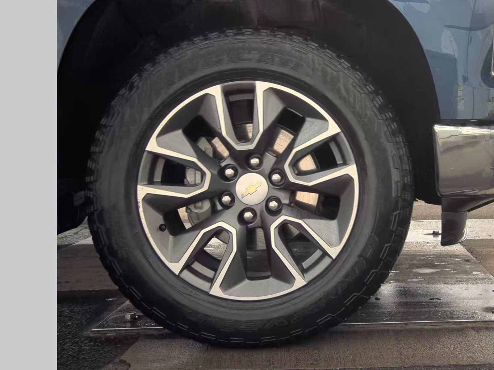 2023 Chevrolet Silverado 1500 LT AWD