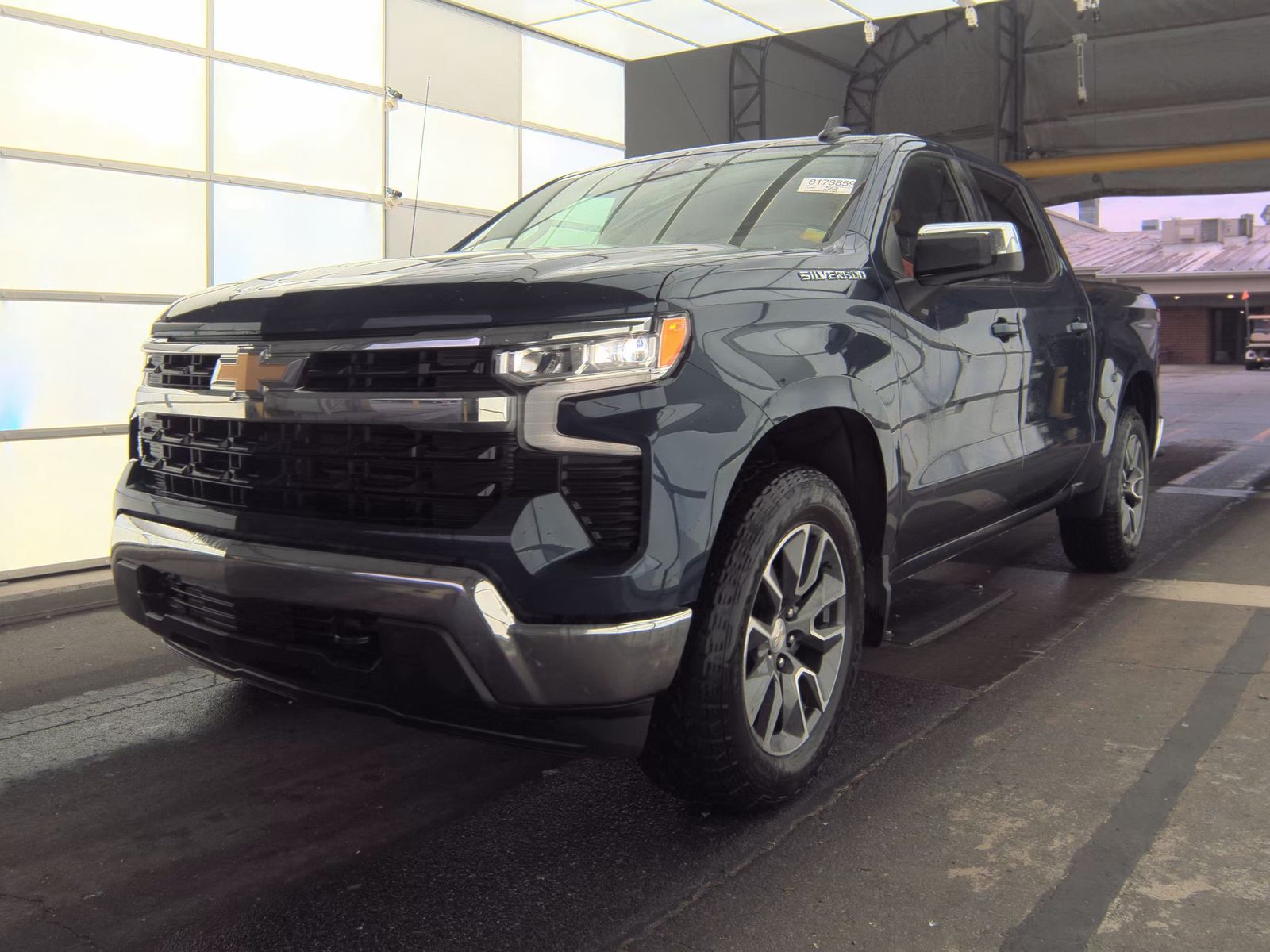 2023 Chevrolet Silverado 1500 LT AWD