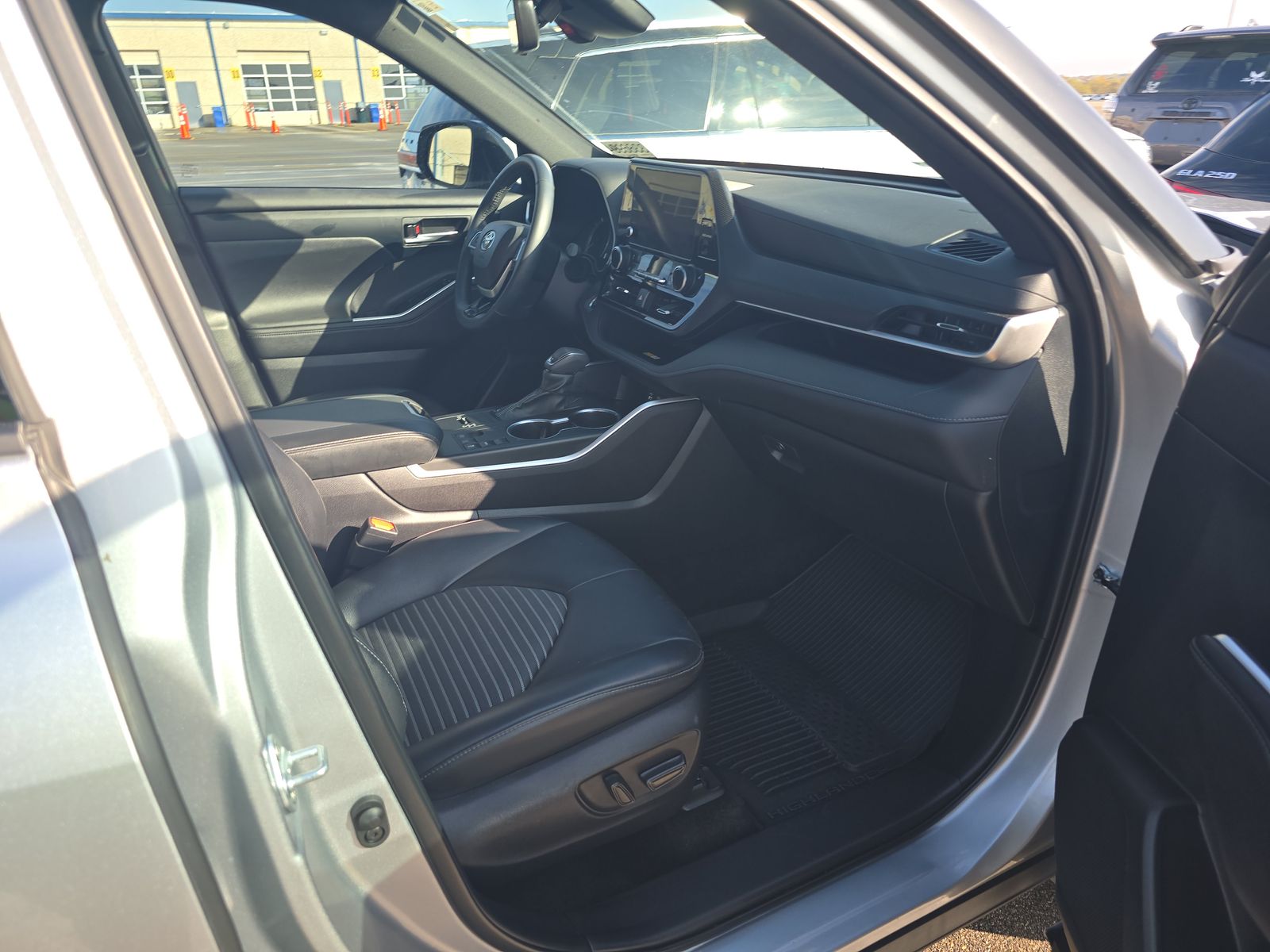 2024 Toyota Highlander XSE FWD