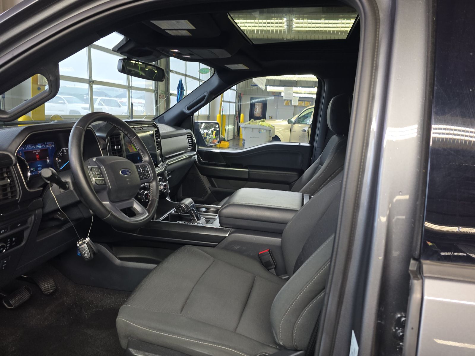 2023 Ford F-150 Hybrid XLT AWD