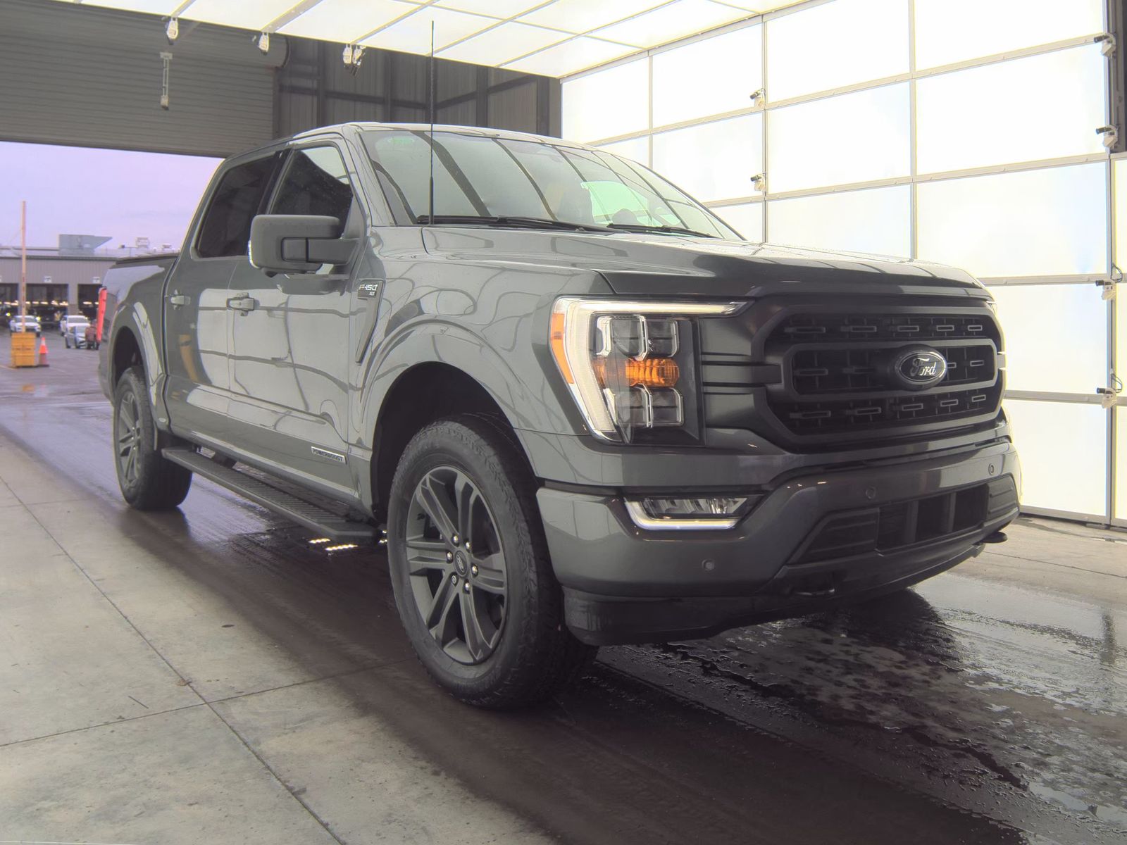 2023 Ford F-150 Hybrid XLT AWD