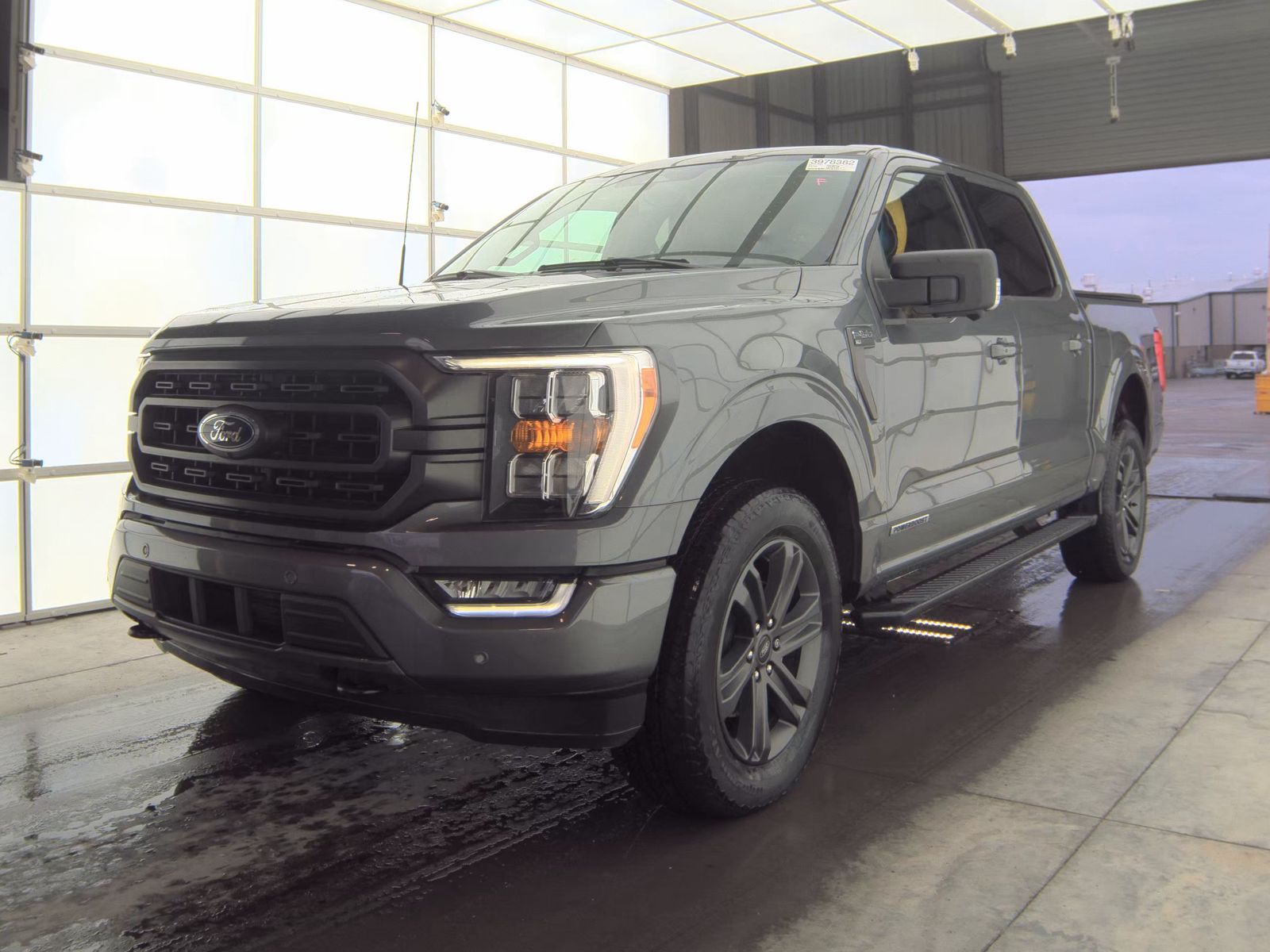 2023 Ford F-150 Hybrid XLT AWD