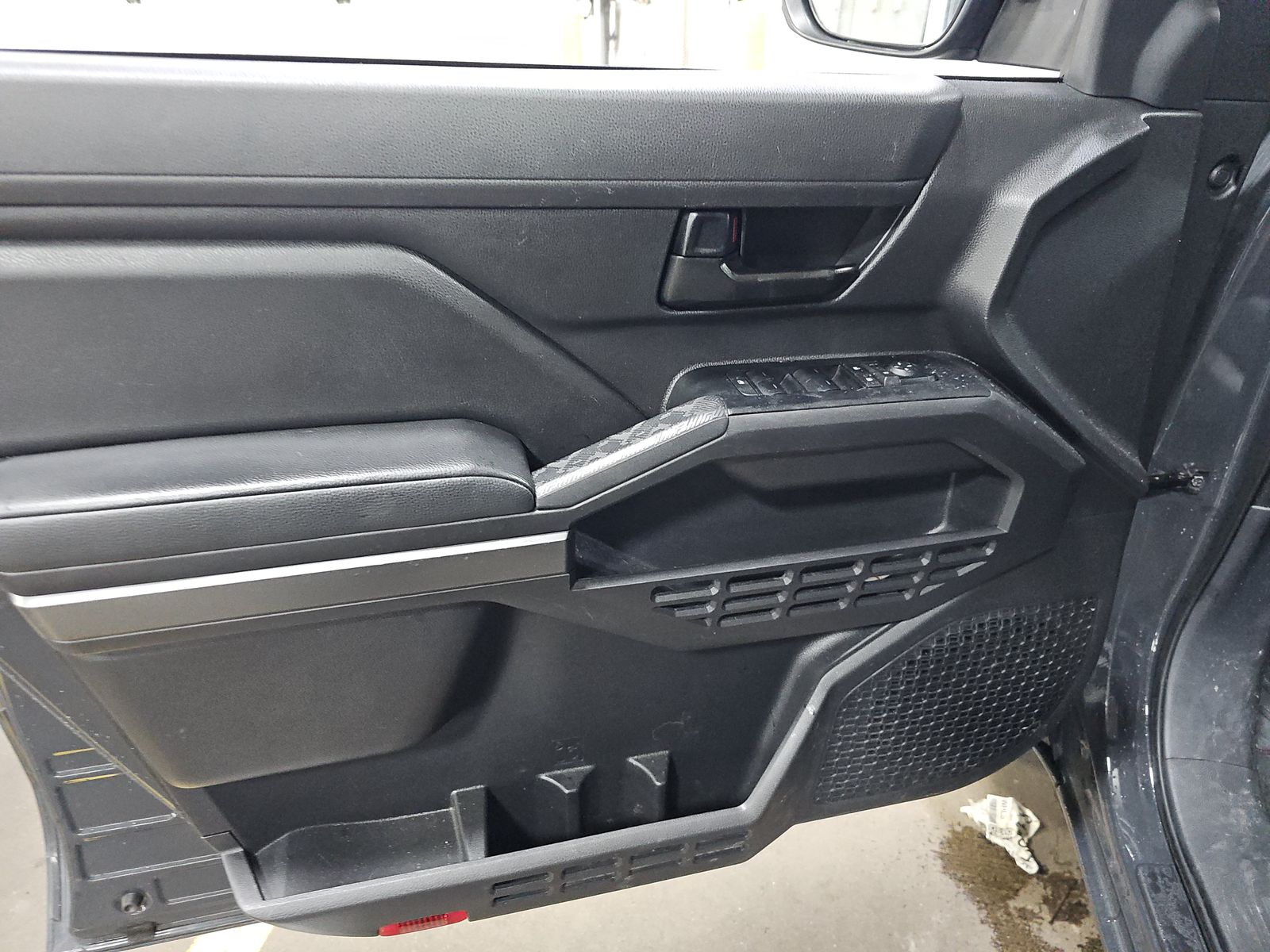 2024 Toyota Tacoma SR5 RWD