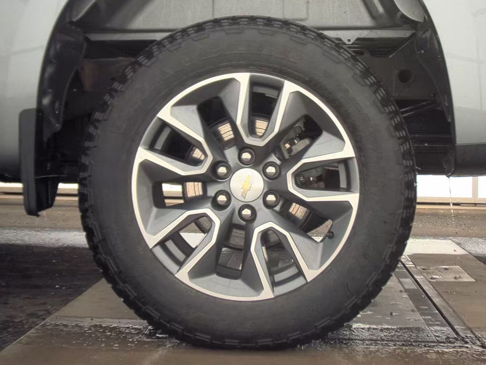 2023 Chevrolet Silverado 1500 LT AWD