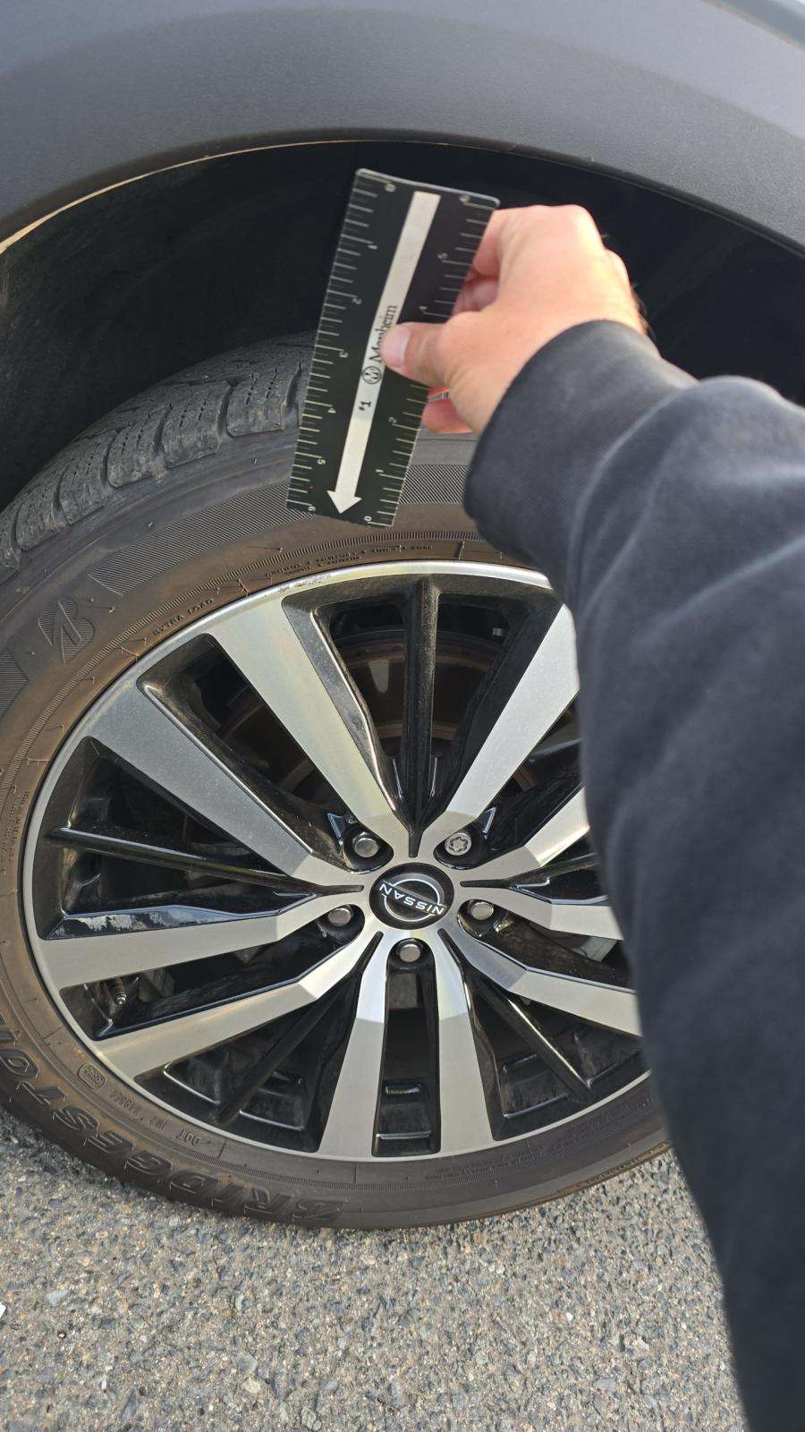 2023 Nissan Pathfinder Platinum AWD