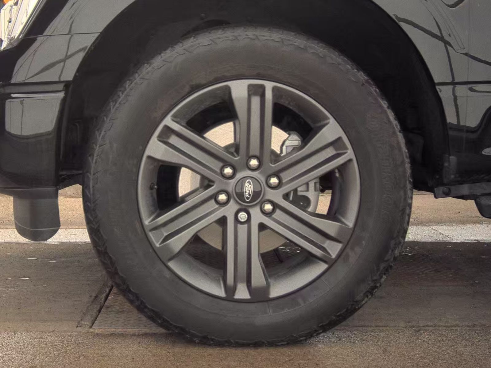 2023 Ford F-150 Hybrid XLT AWD