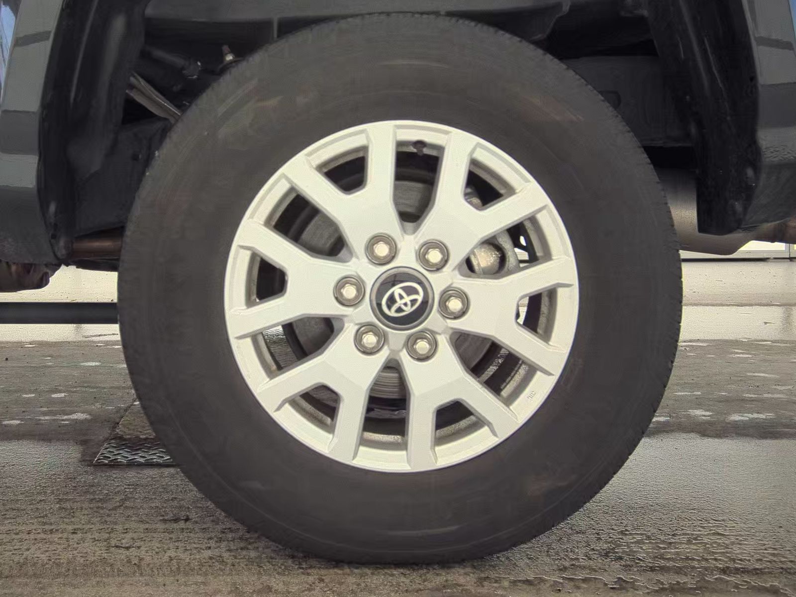 2024 Toyota Tacoma SR5 RWD