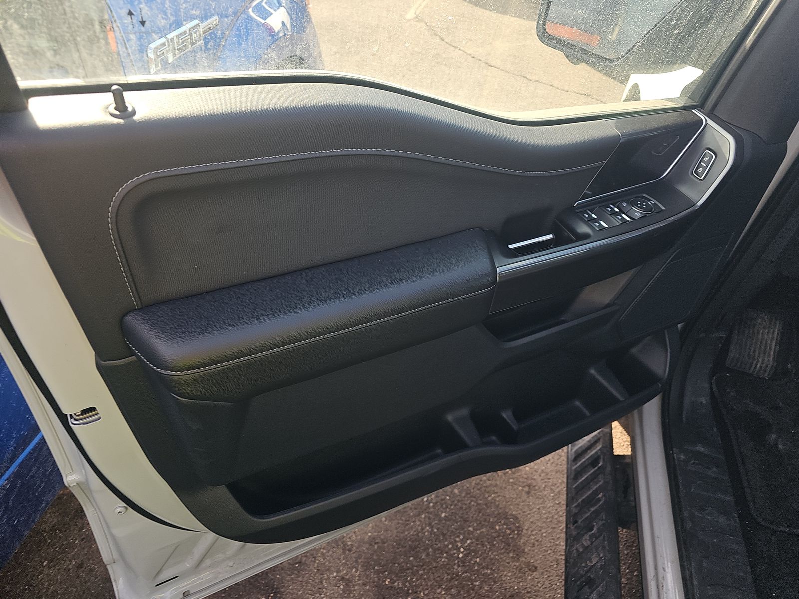 2023 Ford F-150 Hybrid XLT AWD