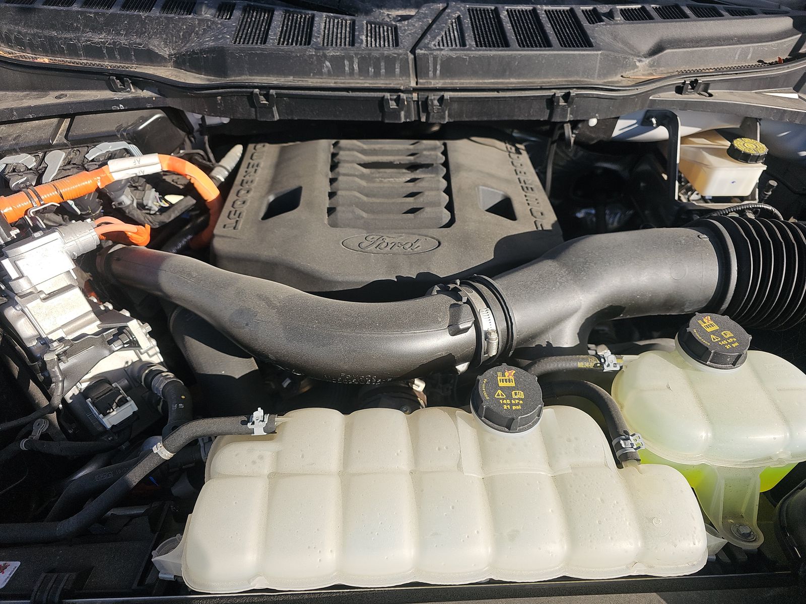 2023 Ford F-150 Hybrid XLT AWD