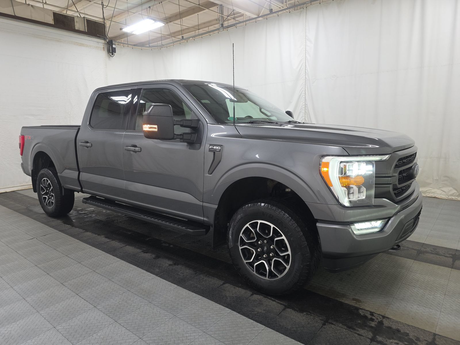 2022 Ford F-150 XLT AWD
