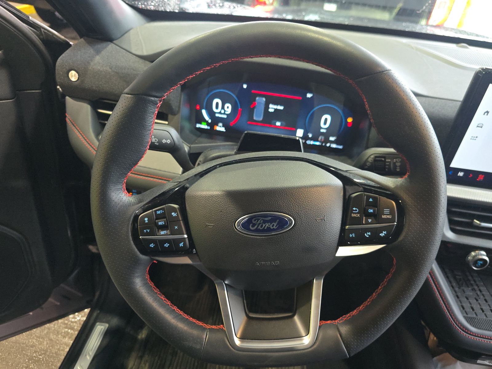 2025 Ford Explorer ST-Line AWD