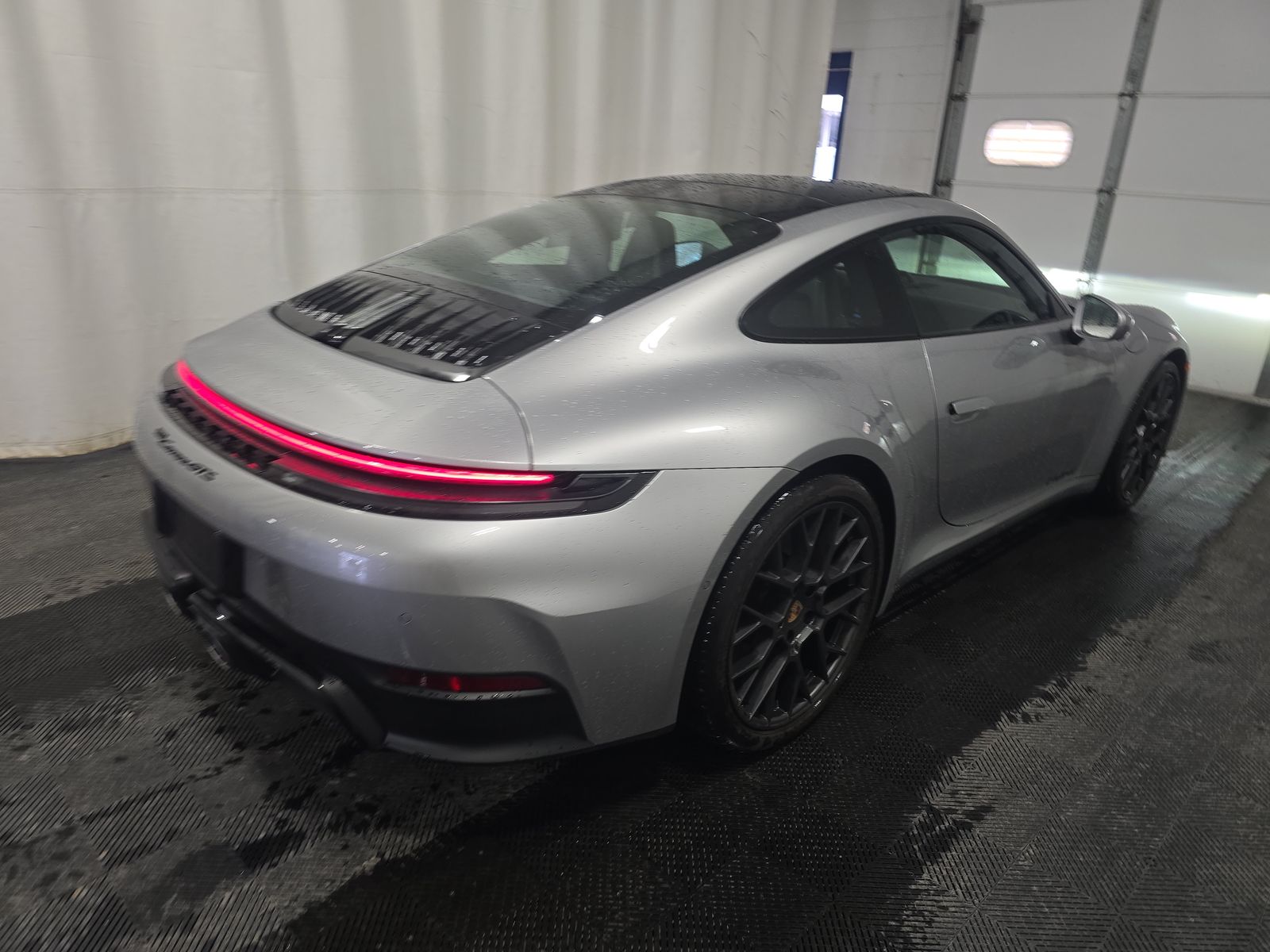 2025 Porsche 911 Carrera GTS RWD