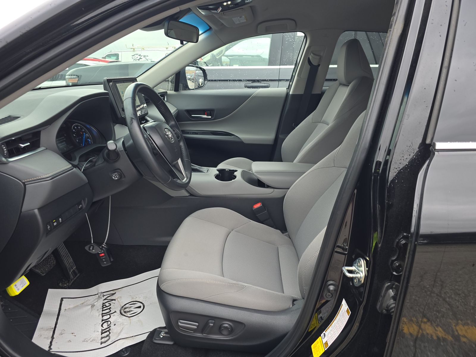 2024 Toyota Venza LE AWD