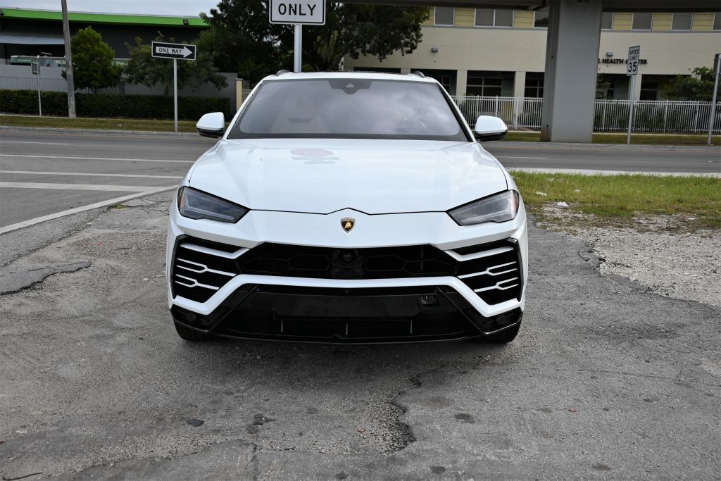 2022 Lamborghini Urus Base AWD