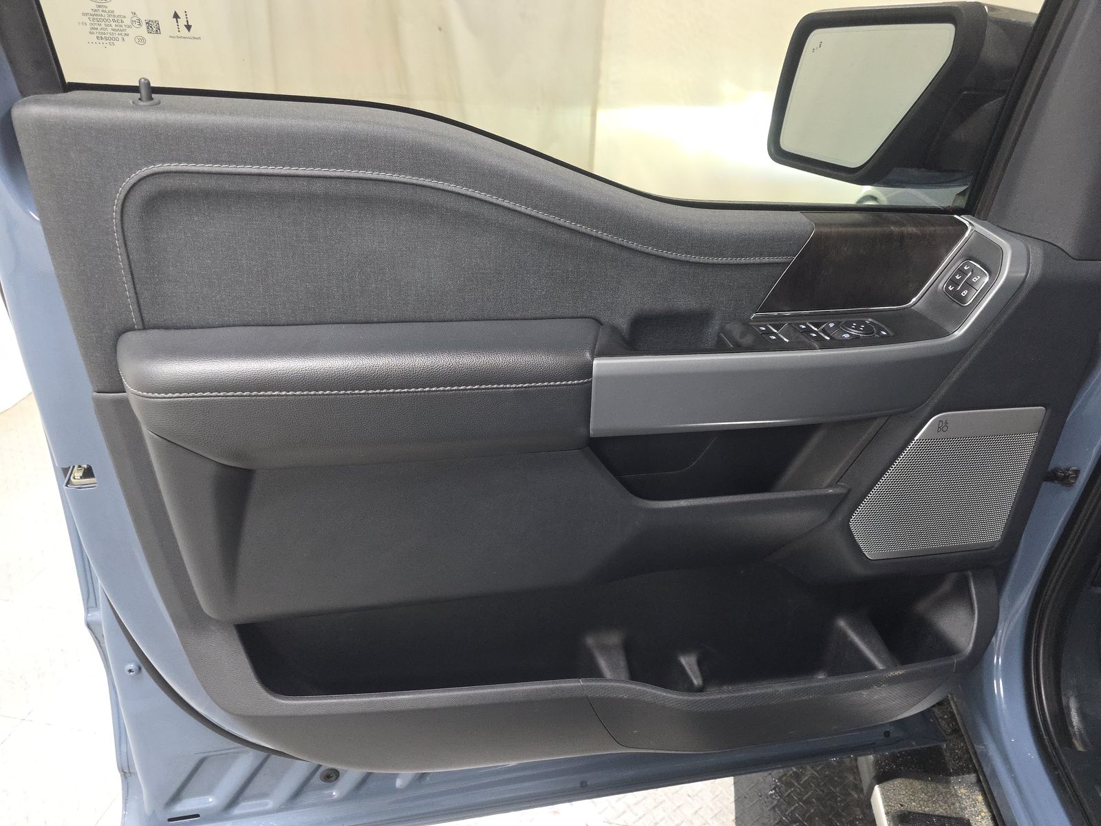 2023 Ford F-150 Lariat AWD