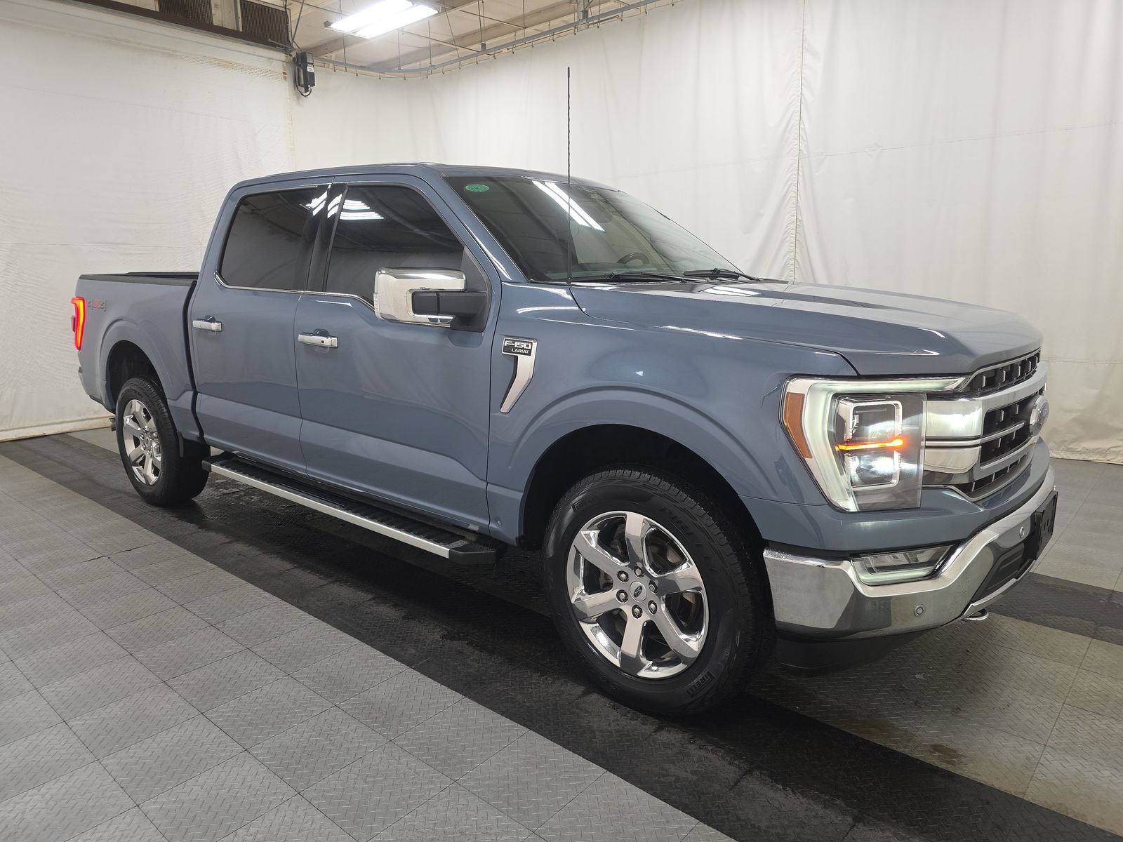 2023 Ford F-150 Lariat AWD