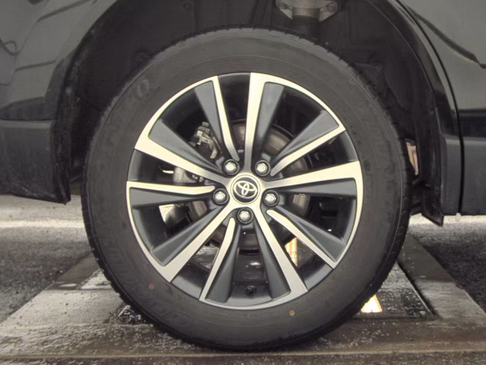 2024 Toyota Venza LE AWD