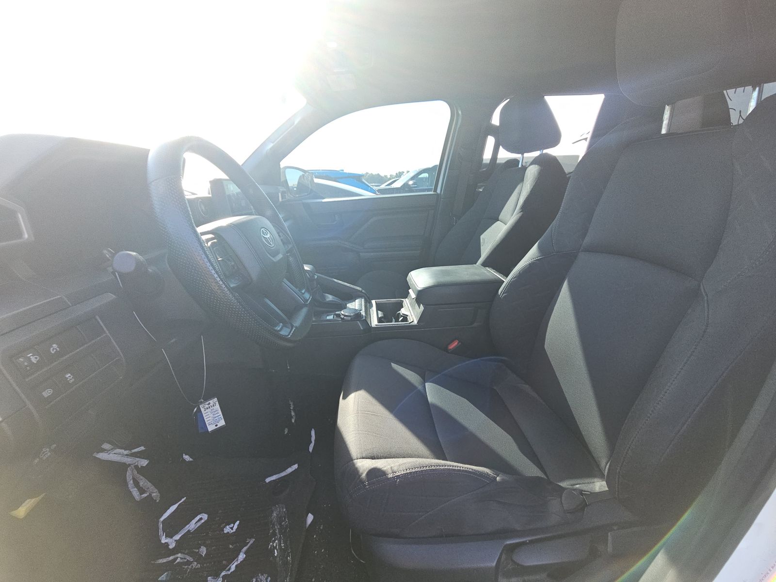 2024 Toyota Tacoma SR5 AWD