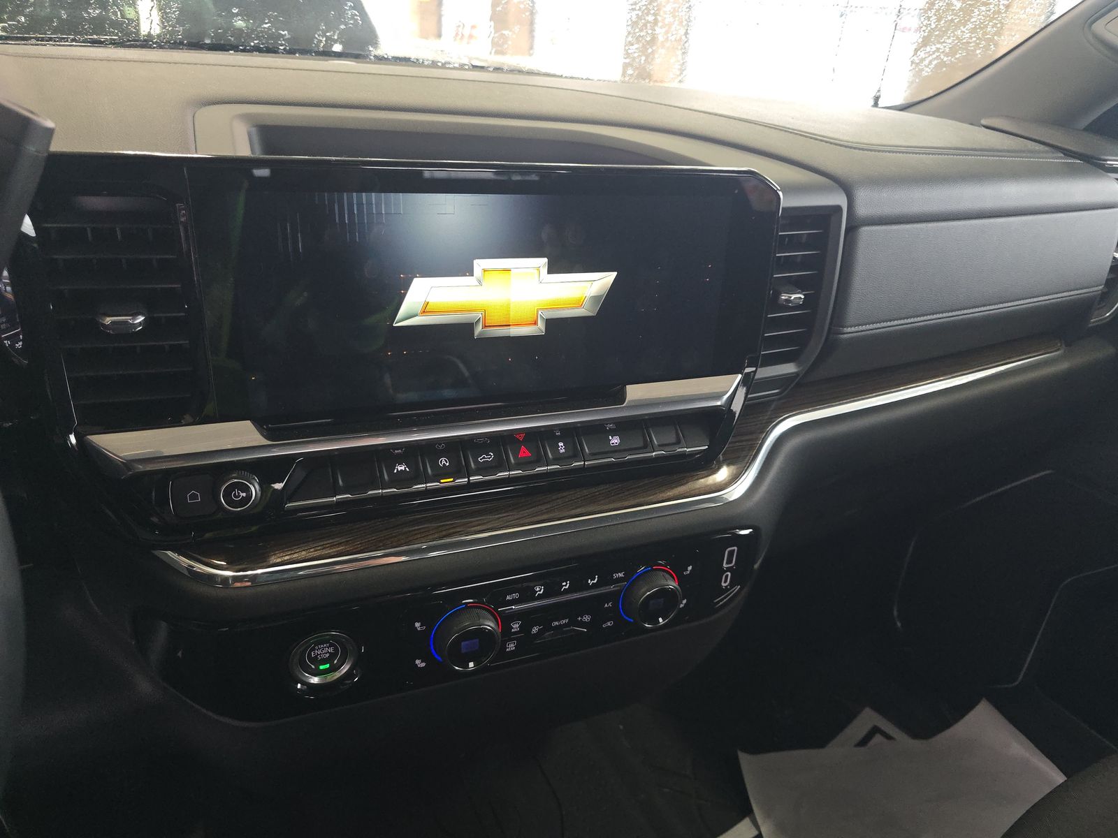 2023 Chevrolet Silverado 1500 LT AWD