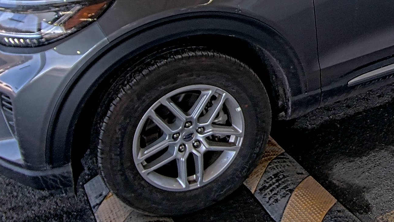 2025 Ford Explorer Active AWD