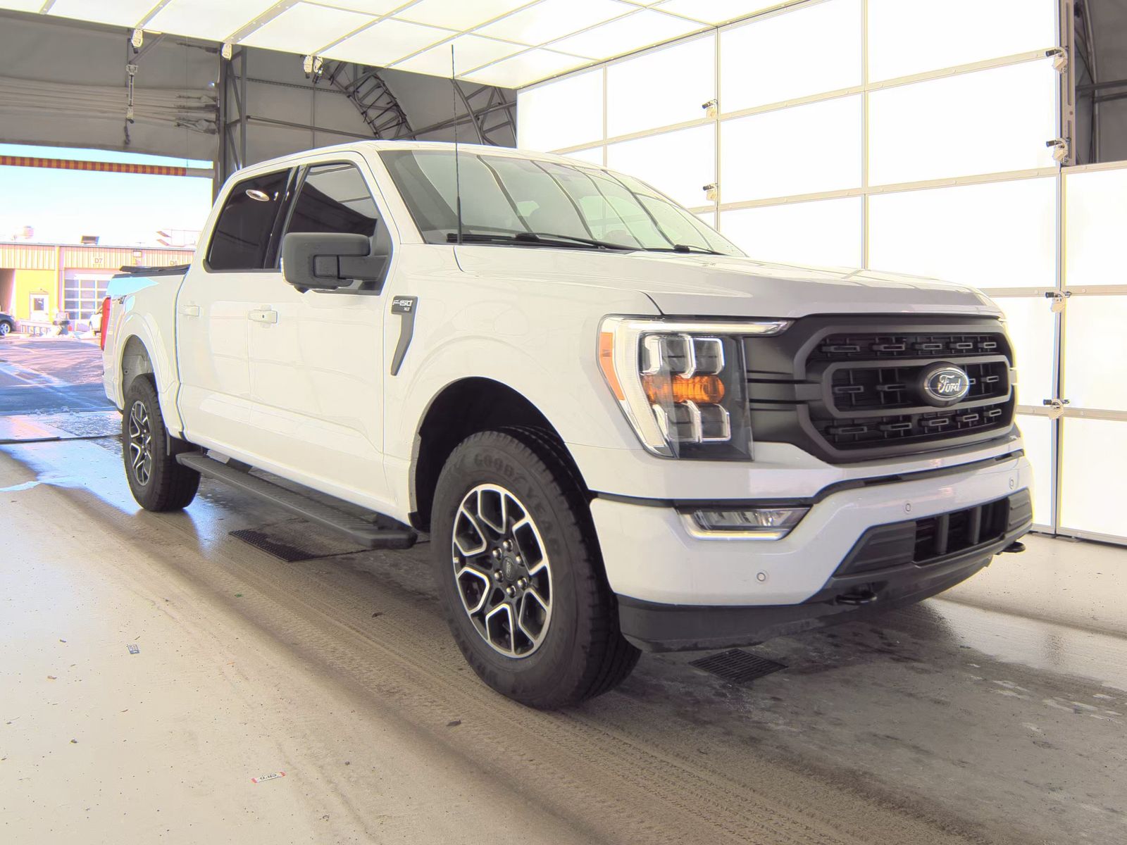 2023 Ford F-150 XLT AWD