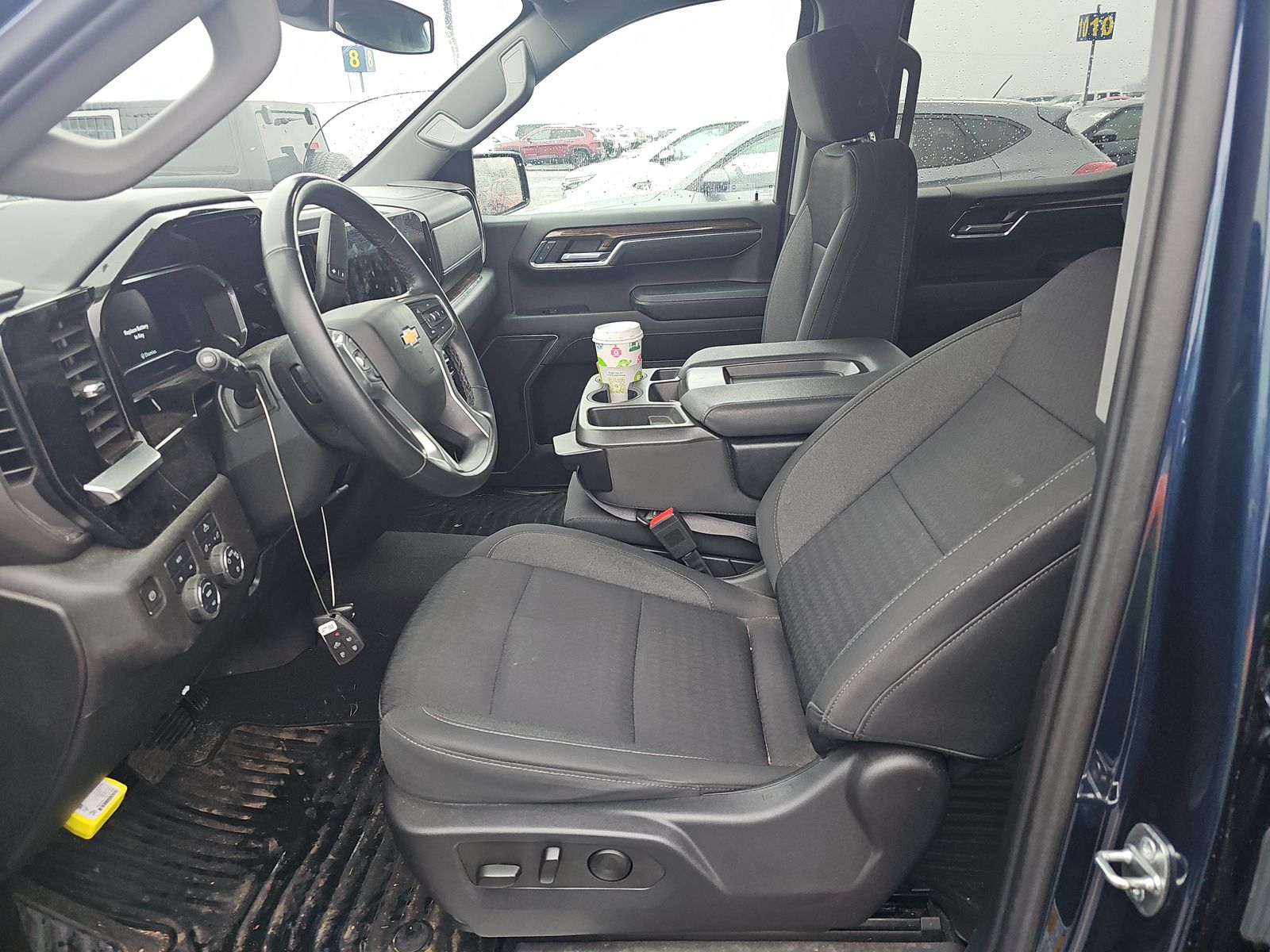 2023 Chevrolet Silverado 1500 LT AWD