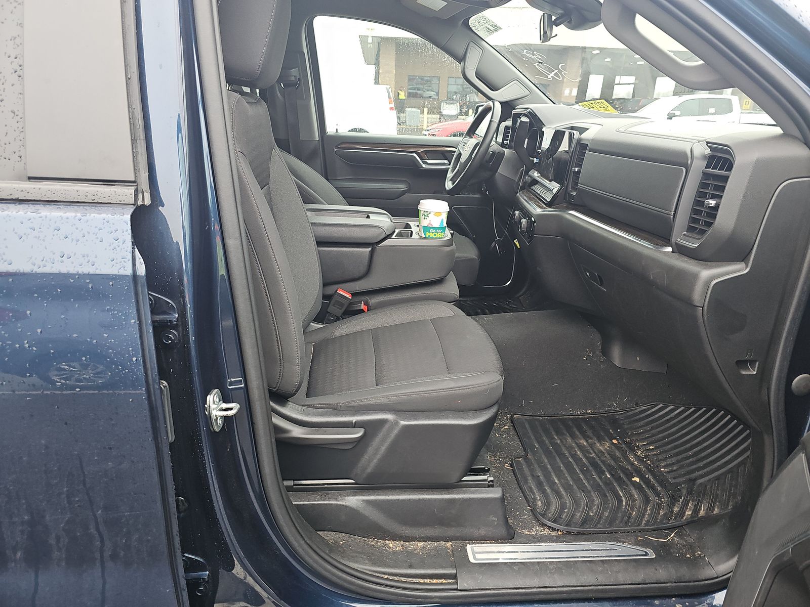 2023 Chevrolet Silverado 1500 LT AWD