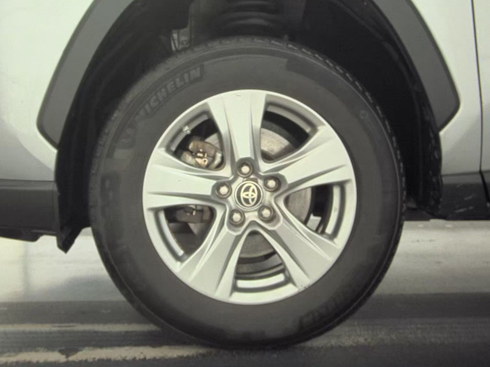 2024 Toyota RAV4 Hybrid LE AWD