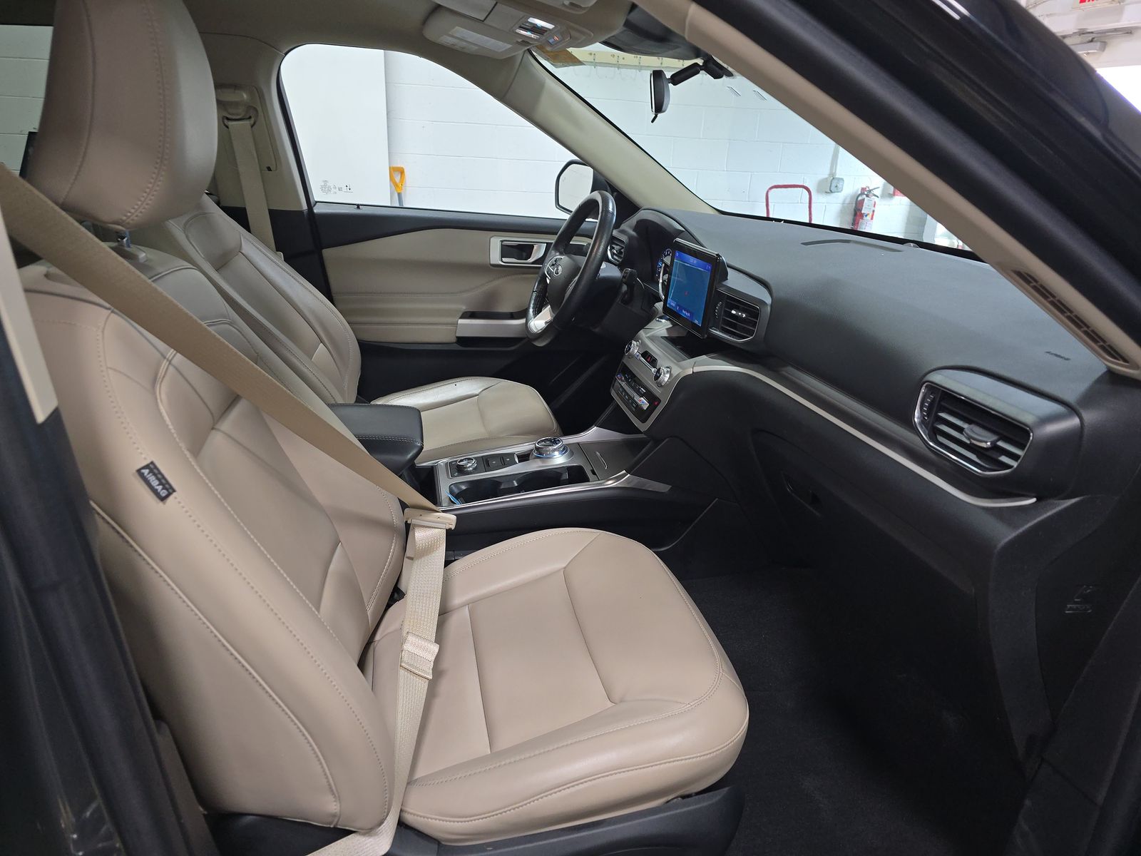 2022 Ford Explorer XLT AWD