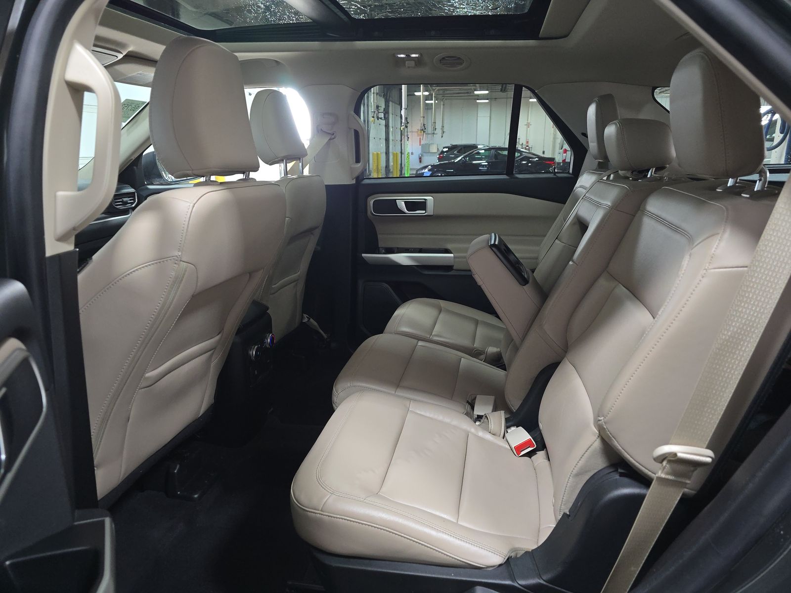 2022 Ford Explorer XLT AWD