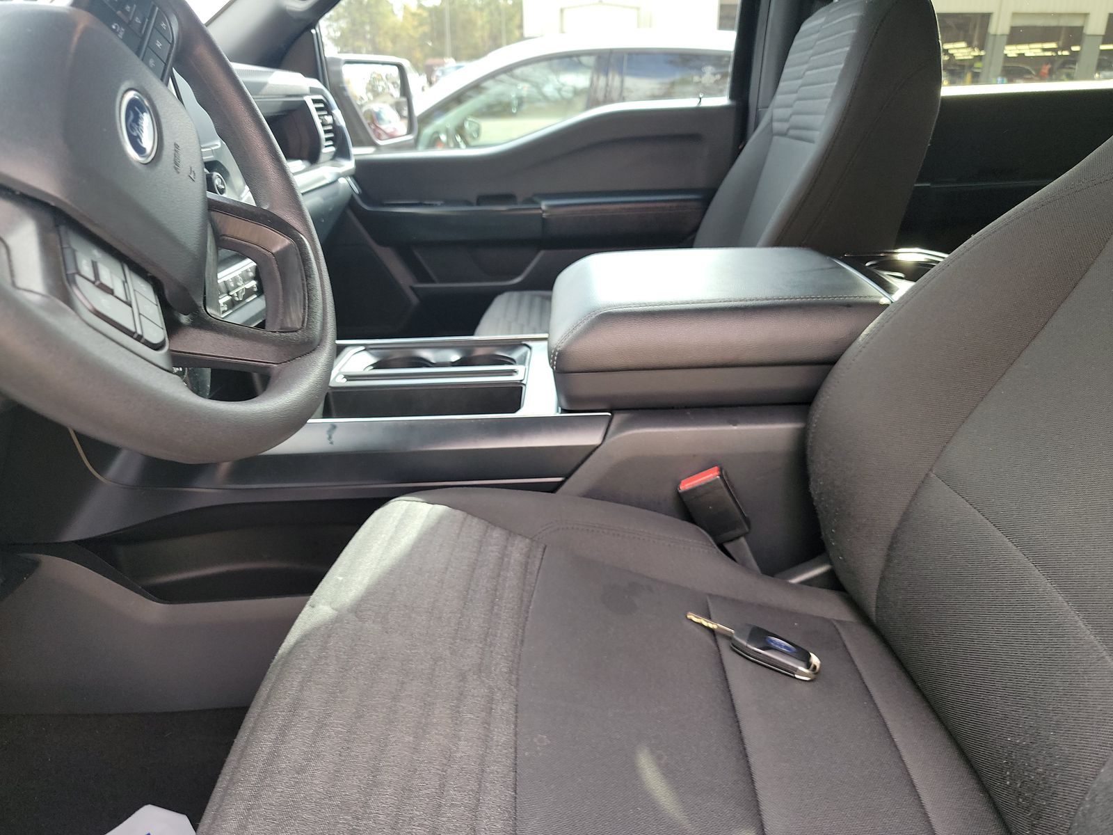 2023 Ford F-150 XL AWD