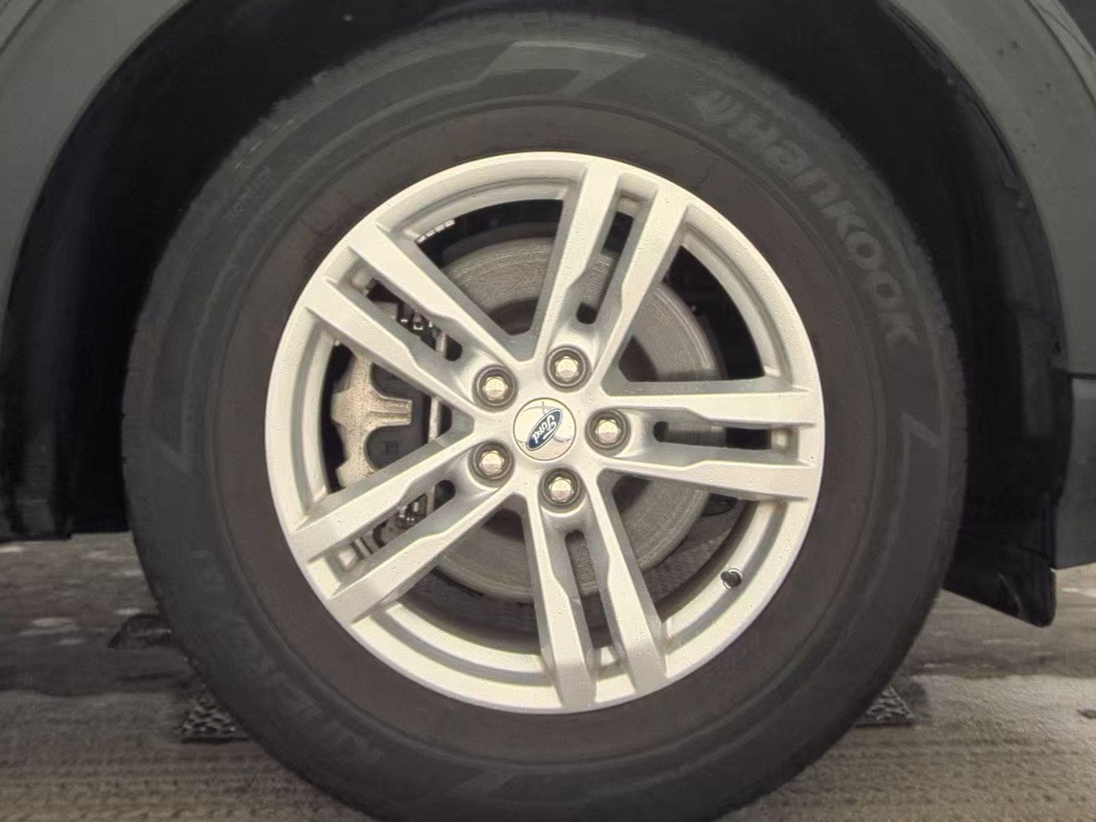 2022 Ford Explorer XLT AWD