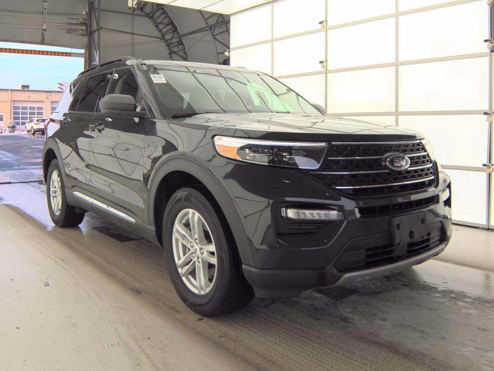 2022 Ford Explorer XLT AWD