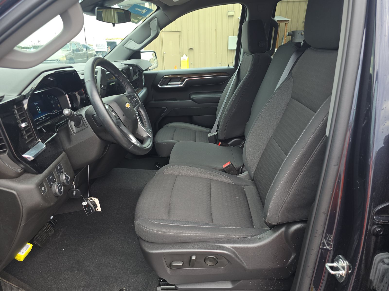 2024 Chevrolet Silverado 1500 LT AWD