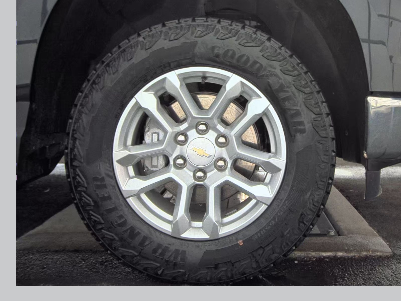 2024 Chevrolet Silverado 1500 LT AWD