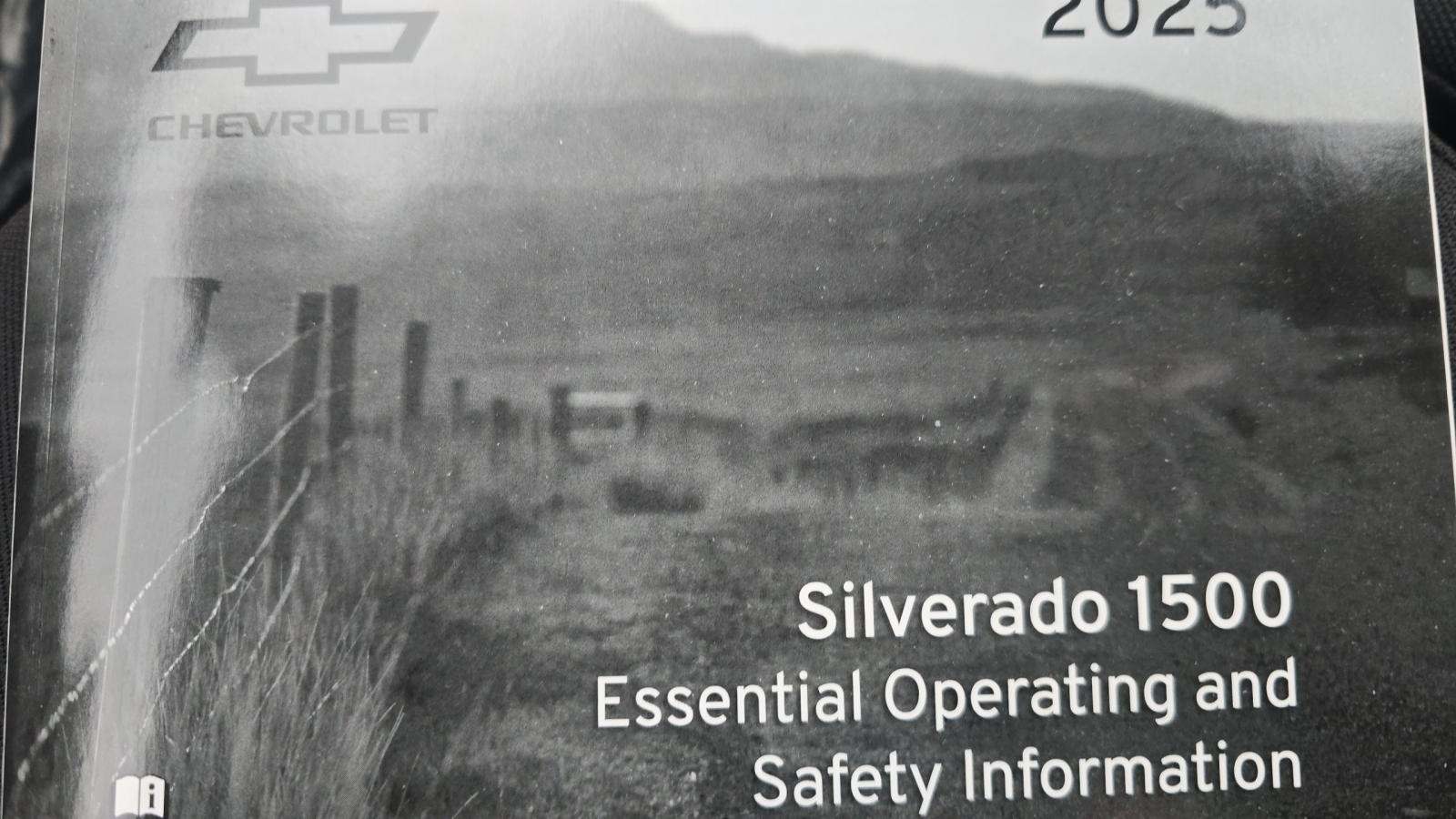 2025 Chevrolet Silverado 1500 LT AWD