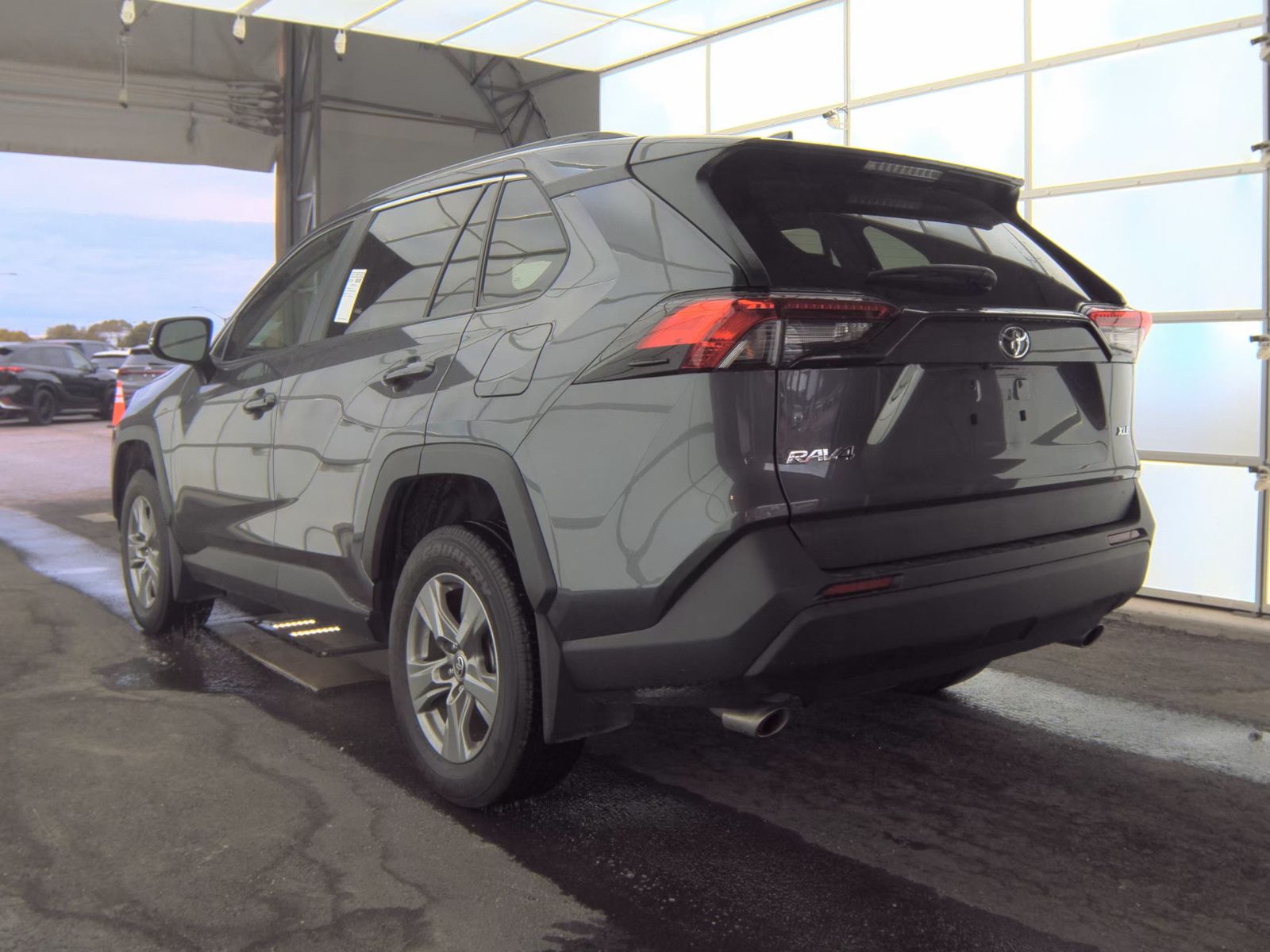 2024 Toyota RAV4 XLE FWD