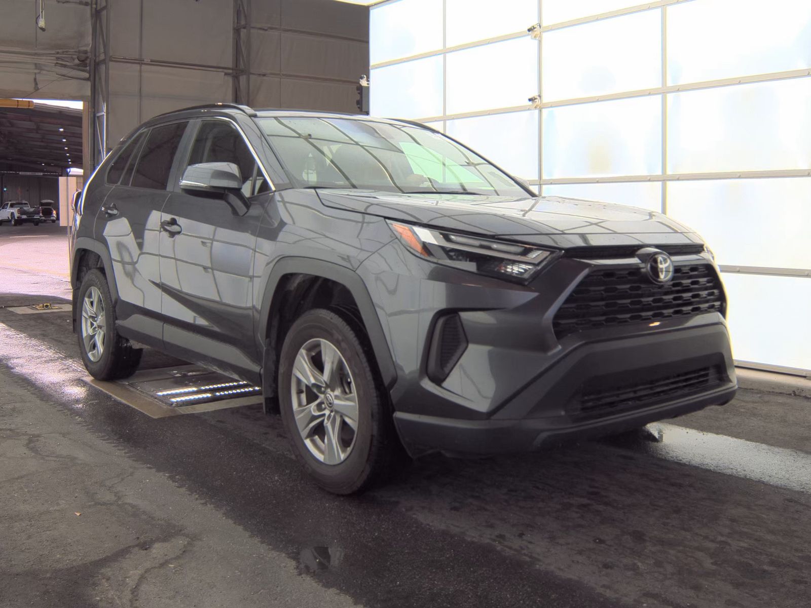 2024 Toyota RAV4 XLE FWD